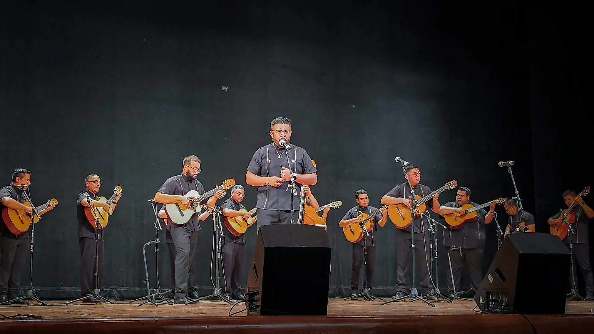 Rondalla Colonial